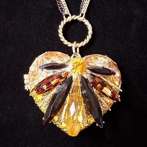 Vintage BETSEY JOHNSON Hollywood Glam Crystal Firefly Pillbox Locket Necklace - Picture 5 of 11